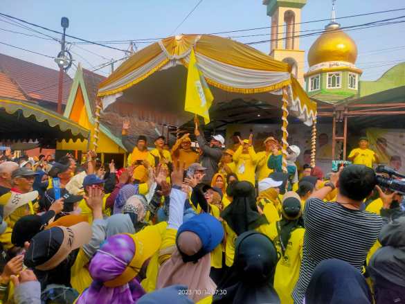 Semarakan HUT ke-59 Partai Golkar, Puar Junaidi Gelar Jalan Sehat Berhadiah Umroh, Sapi, Hingga Uang Tunai Bagi Ratusan Pemenang.