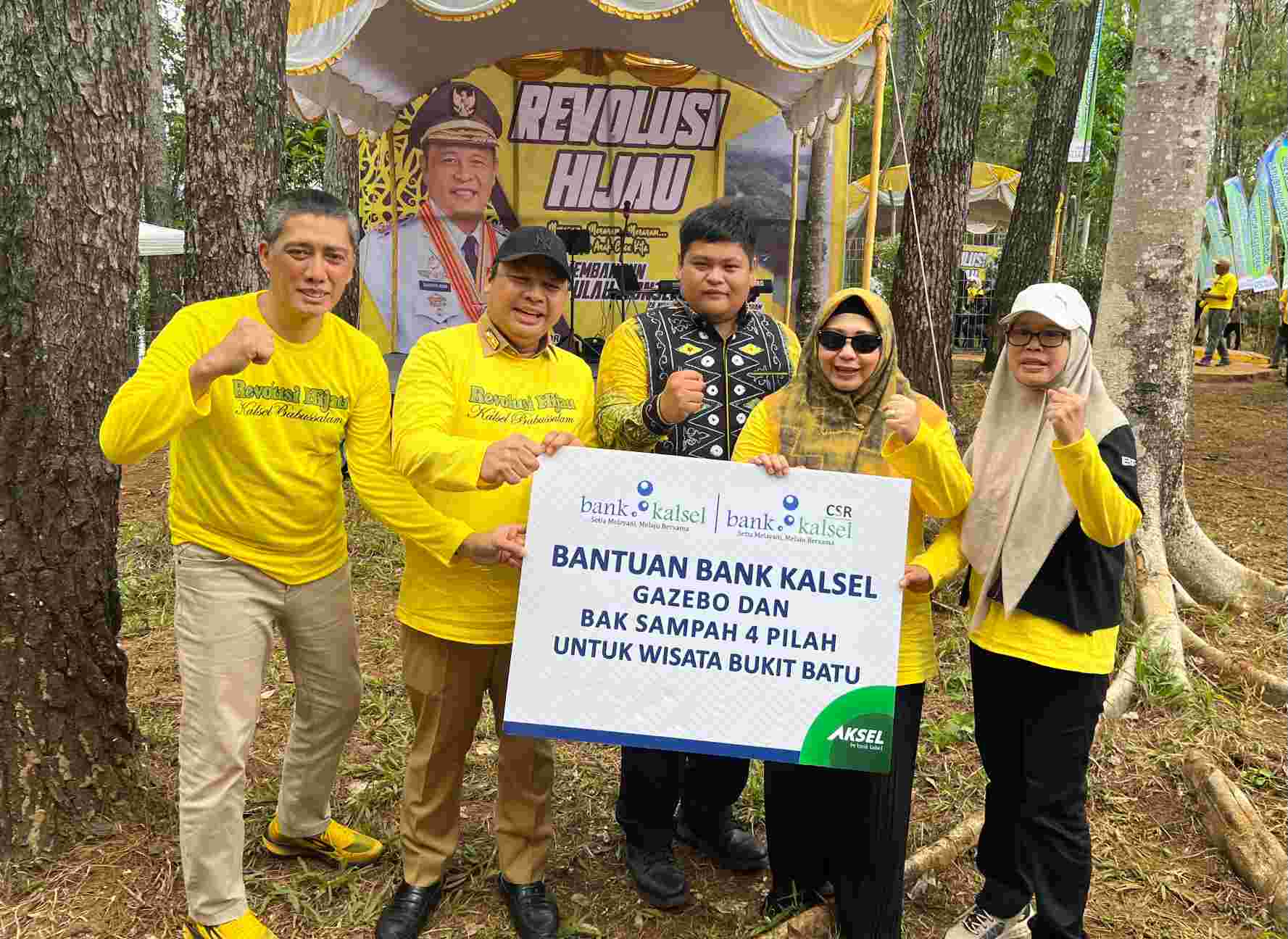Dukung Revolusi Hijau, Bank Kalsel Sumbang Fasilitas Wisata di Bukit Batu,