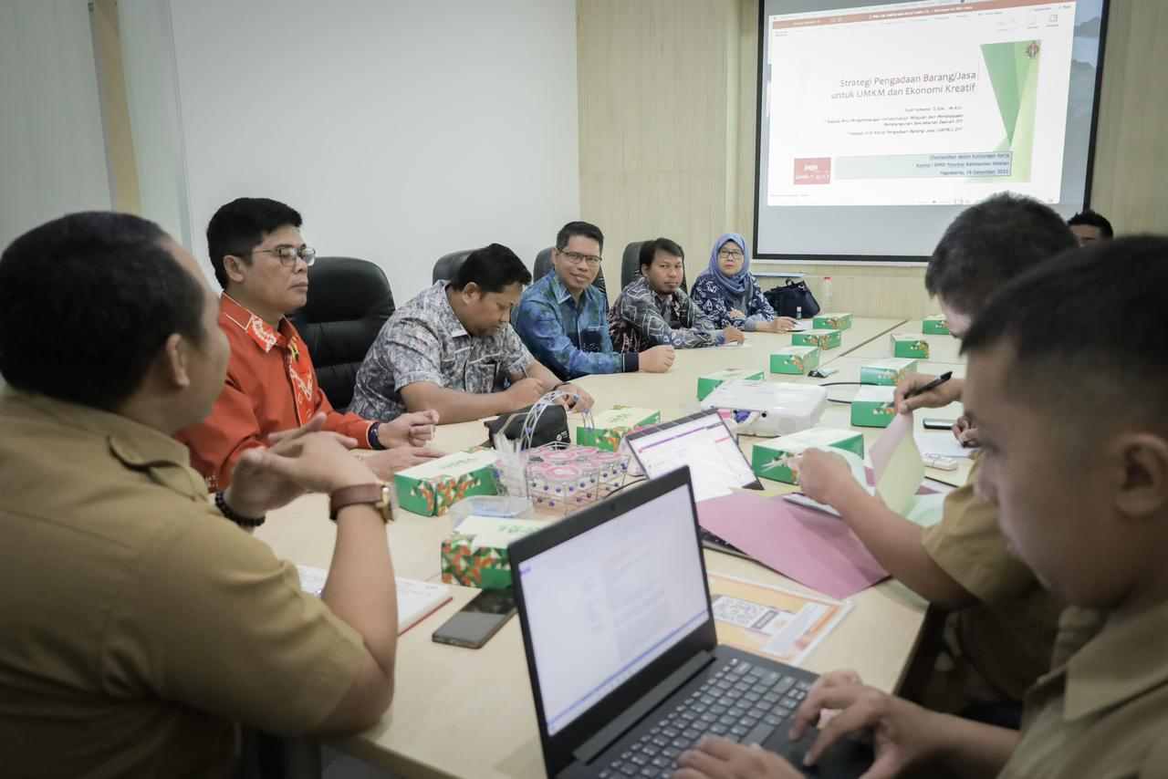 Tingkatkan Pengetahuan Tentang Barang dan Jasa Untuk UMKM Lokal, Komisi I DPRD Kalsel Kunker ke Unit Kerja DIY
