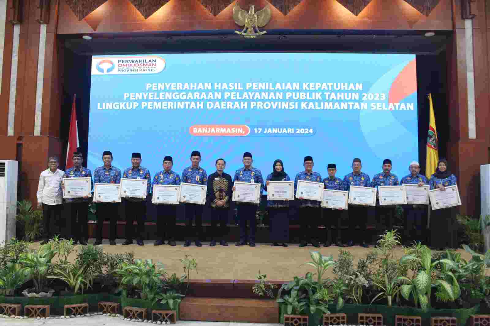 Pemprov Kalsel Raih Predikat Nilai Opini Tinggi Ombudsman, Paman Birin : Memacu Semangat Pelayanan Publik Yang Prima