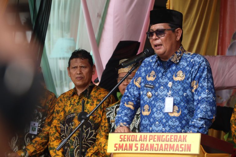 HUT SMAN 5, Paman Birin Semangati Terus Bergerak Hadirkan Generasi Penyangga Banua dan Wujudkan Kalsel Babussalam