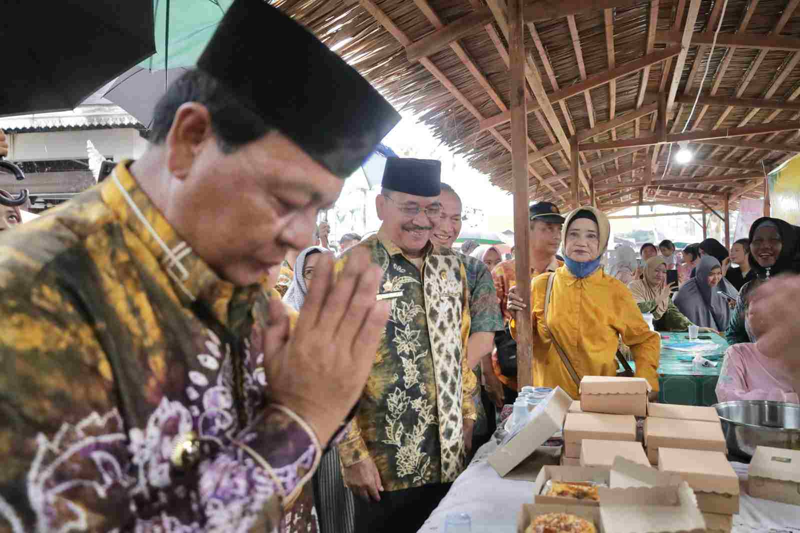 Hadiri Pembukaan Pasar Wadai Ramadhan 2024, Ketua DPRD Sebut Momen Tepat  Temukan dan Nikmati Kue khas Banjar