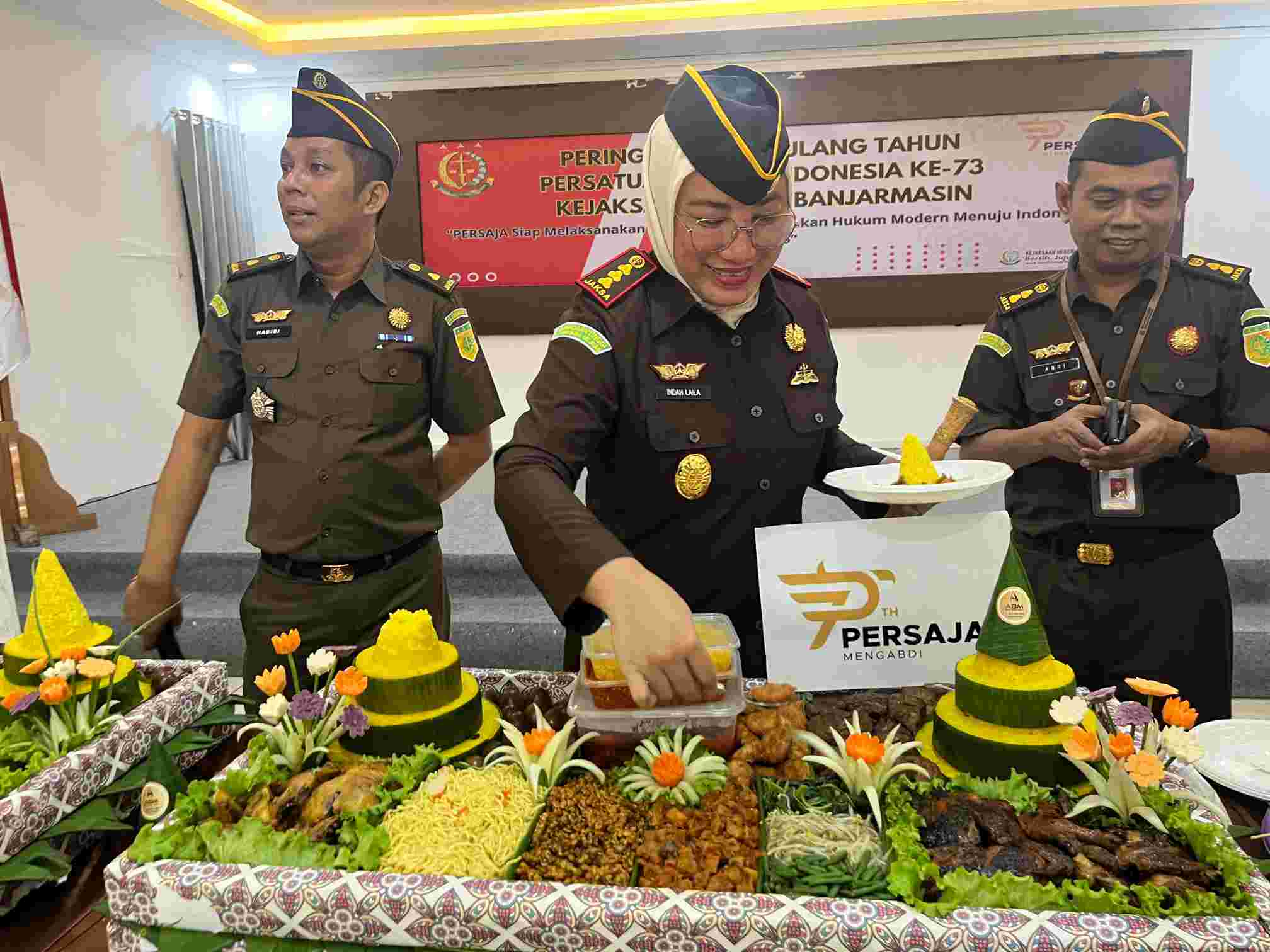 Kajari Banjarmasin Pimpin Apel HUT Persaja Ke 73