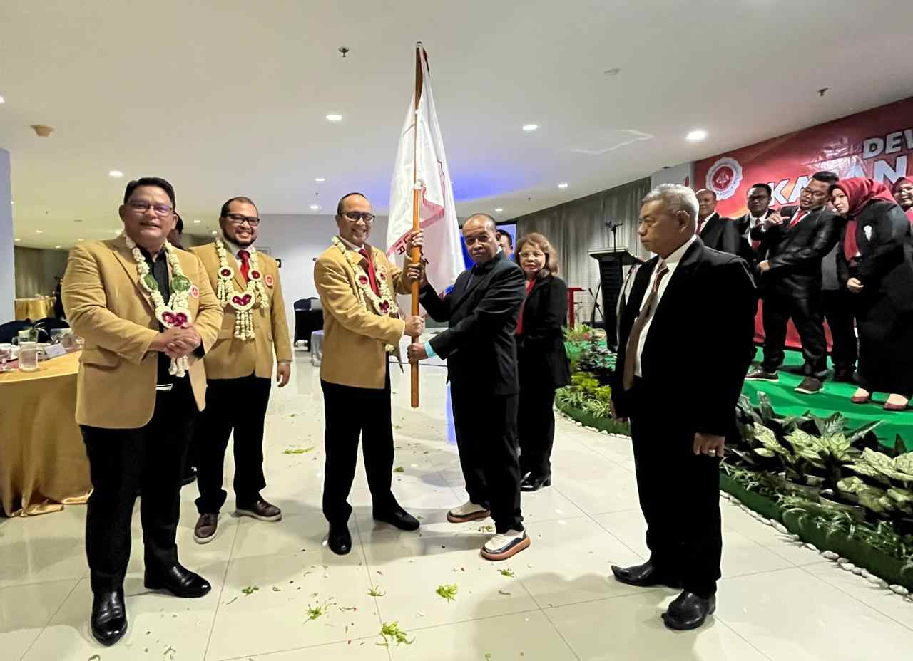 4 DPC Ikadin dilantik, Ketum Ikadin Minta  Agar Beri Masukan Pemda Saat Susun Perda