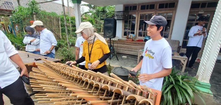 Kunjungi Desa Wisata Sanankerto di Malang, Pemprov Ingin Kembangkan Wisata Bambu di Banua
