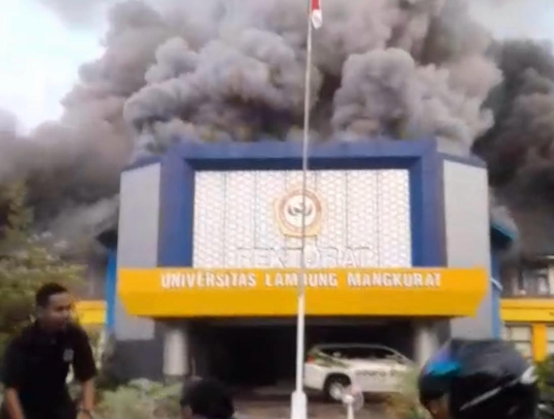 ULM Terbakar